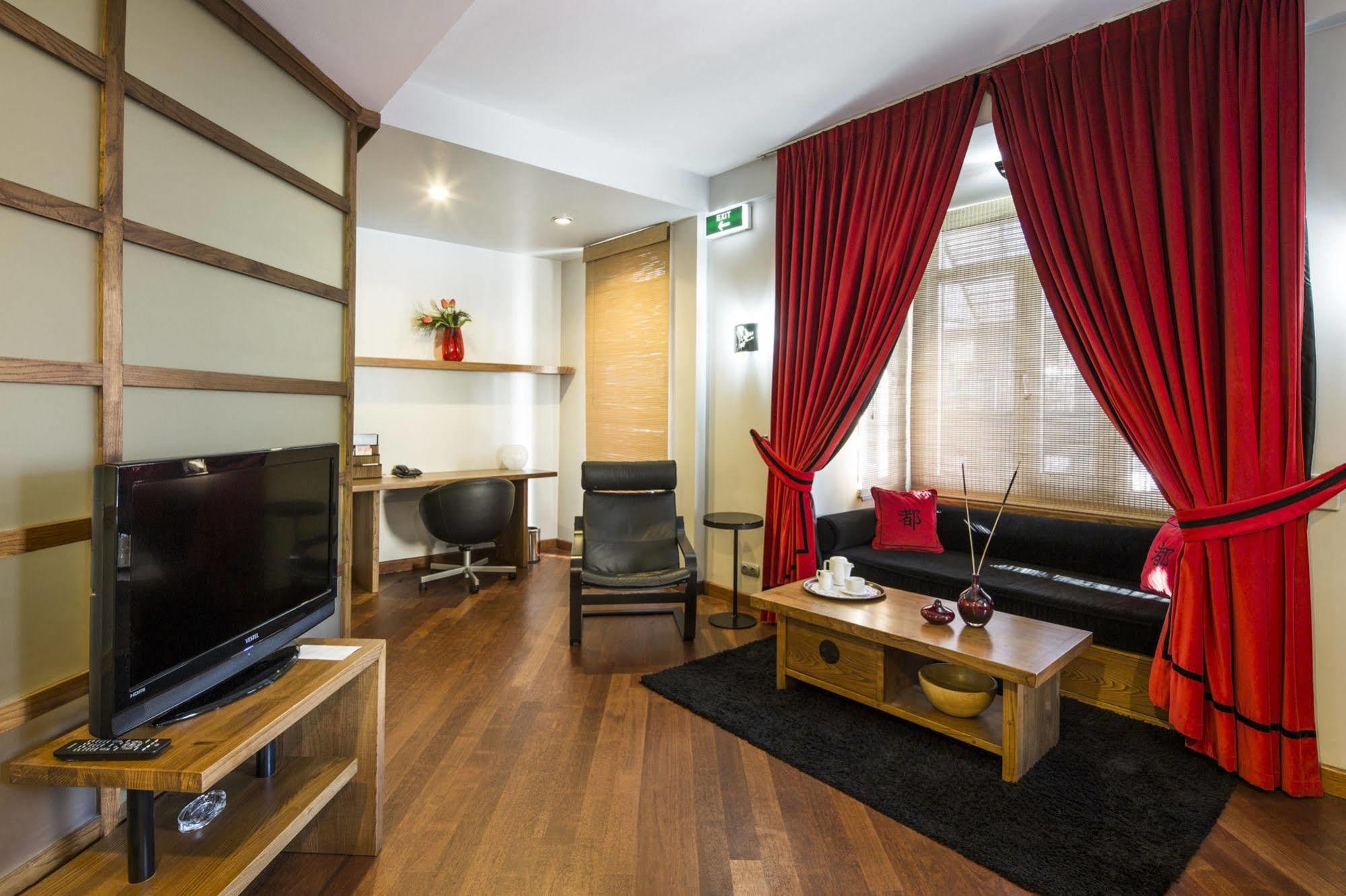 Taxim Suites Residences Istanbul Exterior photo